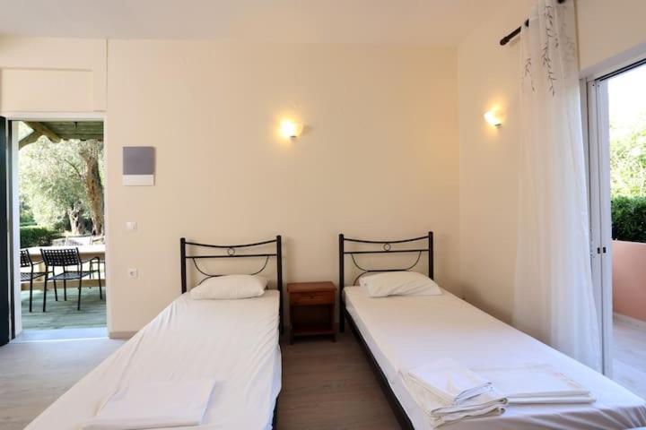 Villa Rosa Apartments Gouvia Esterno foto